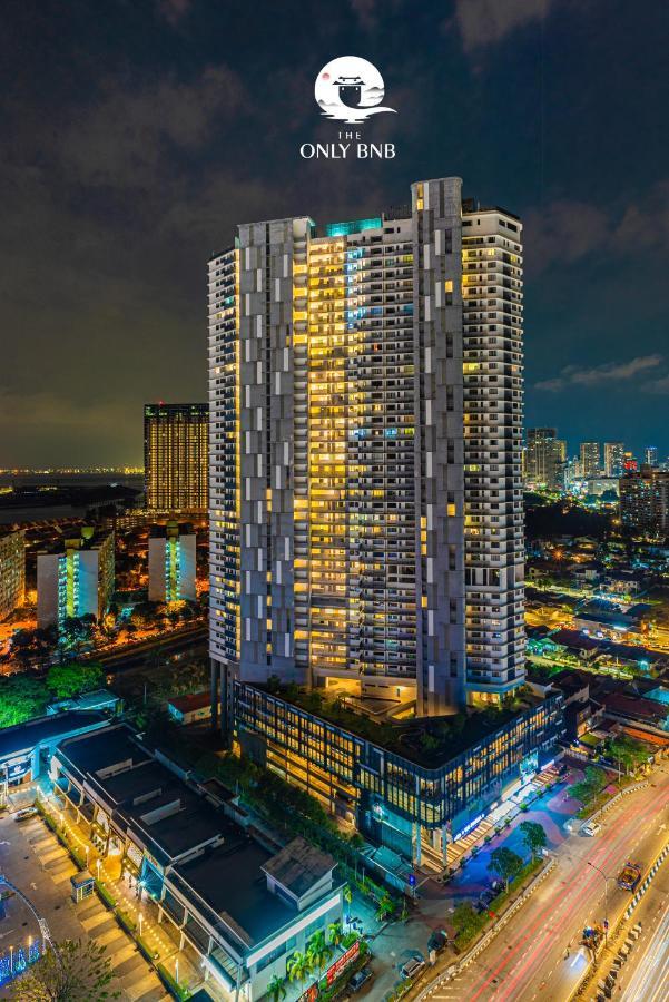 Fantasy Funland Retreat By The Only Bnb Tanjung Tokong Exterior foto