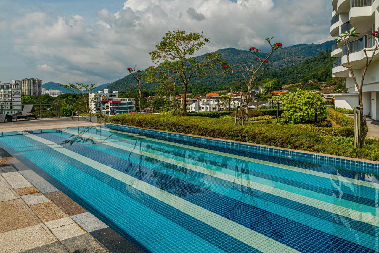 Fantasy Funland Retreat By The Only Bnb Tanjung Tokong Exterior foto